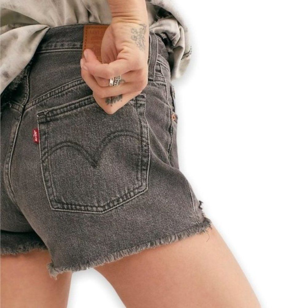 Levi's Premium | 501 Original High Rise Shorts - Picture 5 of 12